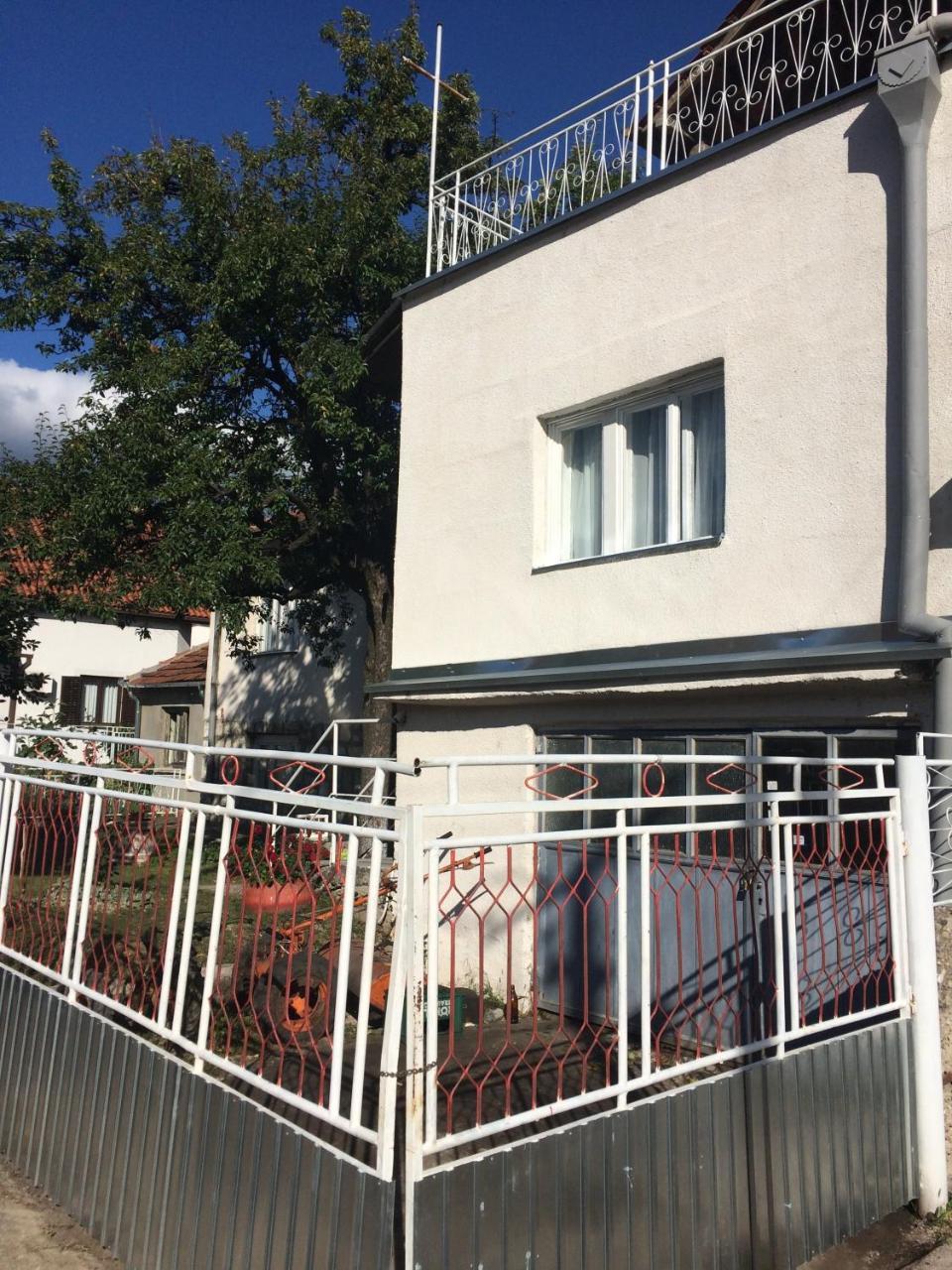Sobe Sanja Otel Pirot Dış mekan fotoğraf